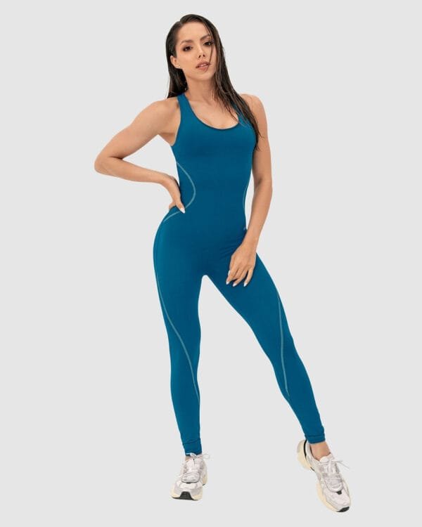 Leonisa Active sports jumpsuit with crossed straps on the back by Silvy Araujo